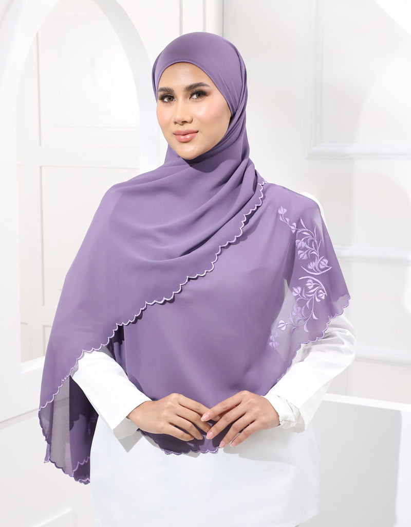 Maharani in Violet